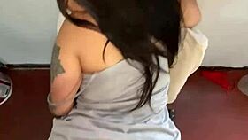 Jovencita De 18 Años Amateur Le Encanta Ser Follada En 4 Patas