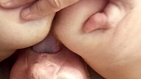 i'm licking my mature wife's cunt in this real home video