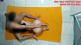 hẹn trai bao về phòng chơi một đêm. trải nghiệm sướng đến bất ngờ.