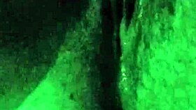 Abrindo Minha Bucetinha Virgem Molhadinha Pra Ser Lambida