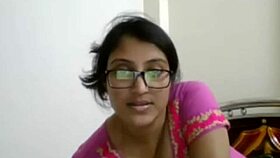 pakistani girl web playing for fun