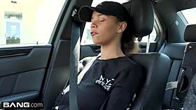 teen mom raven redmond enjoys massage session