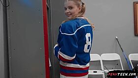 Big ass teen 18+ seduces the cameraman in the locker room