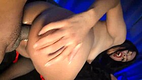 no te preocupes, va a alcanzar para tus tenis pov - apoyando económicamente a tu asistente