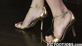 i love that you have a footjob fetish with sucking and jerking