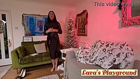 British housewife lara says, 'i'm playing with my tight cunny'