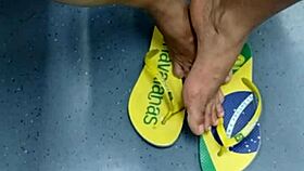 Is This Brazilian Girl's Hidden Flip Flop Shoeplay?
