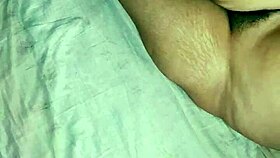 Big Boobs Hot Desi Indian Bhabhi Shows Hairy Pussy and Saggy Tits!