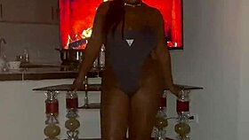 hermanastra caliente pierde apuesta y debe follar