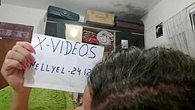 is this shemale sucking cock in verification video?