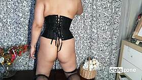 asian pussy gets fingered and stimulated with paintbrush till orgasm! 😩