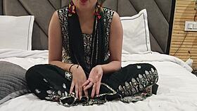 I fucked my chubby big ass desi bhabhi maa.