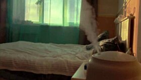 omg this beautiful sexy girl is fingering her pussy so hot 😍