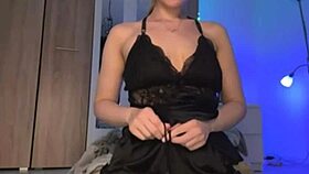 Play With Pink Pussy On The Webcam, Fingering Blonde Amateur To Orgasm