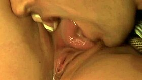 मोफोजो डॉट कॉम - ब्रूनेट स्टूडेंट को क्लासरूम में मदर-इन-लॉ से डॉगीस्टाइल चोदा जाता है