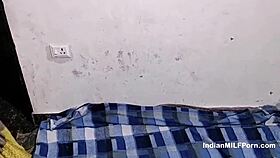 Engaging chat about an Indian 18 year old helper with audio