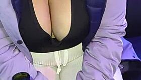 I acosando a madura venezolana culona en las calles de lima con hilo rojo parte 2, flashing outdoor exhibitionists.