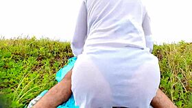 quickie on the beach in public with some juicy licking 😏