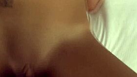 Teen 18+ widens legs for crazy reality porn fucking