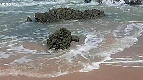 Yuri Gaúcho and Casal Paradise show hot wife at nudist beach