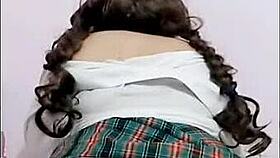 que rico culo tiene esta alumna despues de la escuela moja sus braguitas del orgasmo y graba todo en video