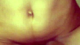 Modelo se deja coger mientras la graban en bikini y squirting.