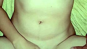 Sexy Teen Enjoys Passionate Bath Sex With Friend