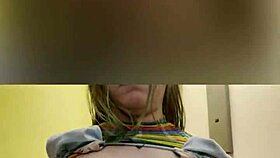 Rainbow clad joan day plays with herself and shakes big ass