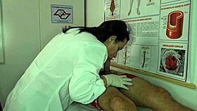 enfermeira fica excitada com ere��o do paciente