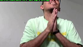 apresentando ator novato se deu bem conseguiu fuder gostoso essa morena maravilhosa com big pussy lips 😍