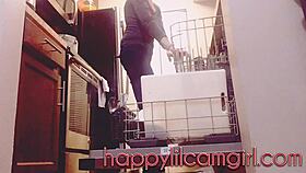 i watch this girl ignore me while cleaning the kitchen, giantess recording