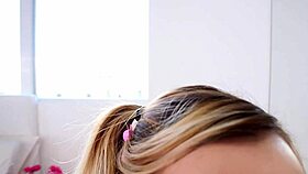 Wow, 19 yo swallows huge load from big cock POV, no hands 😍