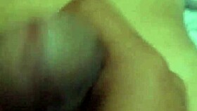 Can you handle this intense handjob from pinoy jakol?