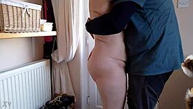 i greet my fuck buddy naked at the door