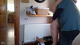 i greet my fuck buddy naked at the door