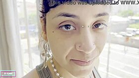 Gotica vai no motel e fode no pelo com o neg�o