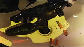 Can That Big Tits Fat Blonde Handle Double Penetration?