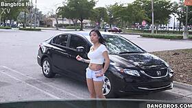 Vivi feels aroused spreading on the bus