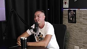 a sua namorada queria colocar mais pessoas na relação ele a deixou pelada ela é poliamorista e a traição - mathheus caetano sheer red