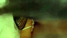 nos quedamos solos en casa y me aprovecho de mi cuñada mientras mira tik tok