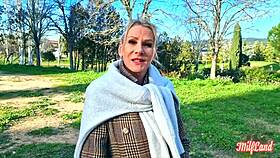 victoria cougar aux gros seins avec plein de fantasmes part 1