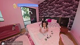 Xxlayna Marie fucks pool guy in VR to punish ex.