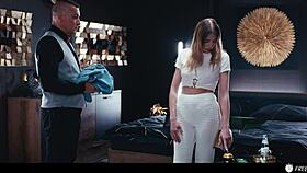 I freeze fuck the submissive blonde guest in hotel roleplay, sucking her big tits and licking her wet pussy