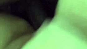 mulher do corno gozando pelo cus� no cu da mulher do corno