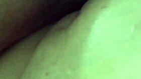 mulher do corno gozando pelo cus� no cu da mulher do corno