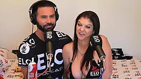 coralyn jewel passes through the spicy room in las vegas