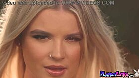 Hey, check out this bombastic all-natural teen stripping outdoors and sunbathing 😍