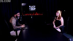 O irm�o viu suas fotos de lingerie prefere pau m�dio se frustrou quando iniciou e nunca imaginou conhecer a - middy watch on sheer red