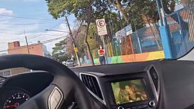 punheta no carro e buscando informa��o de pau duro