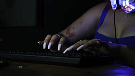 Our Dear Community Manager Alice and We Are Pleased with This Section of Asmr and We Are Relaxed by the Delicate Sounds That Come Out of Her Beautiful Hands When She Has Contact with the Keyboard